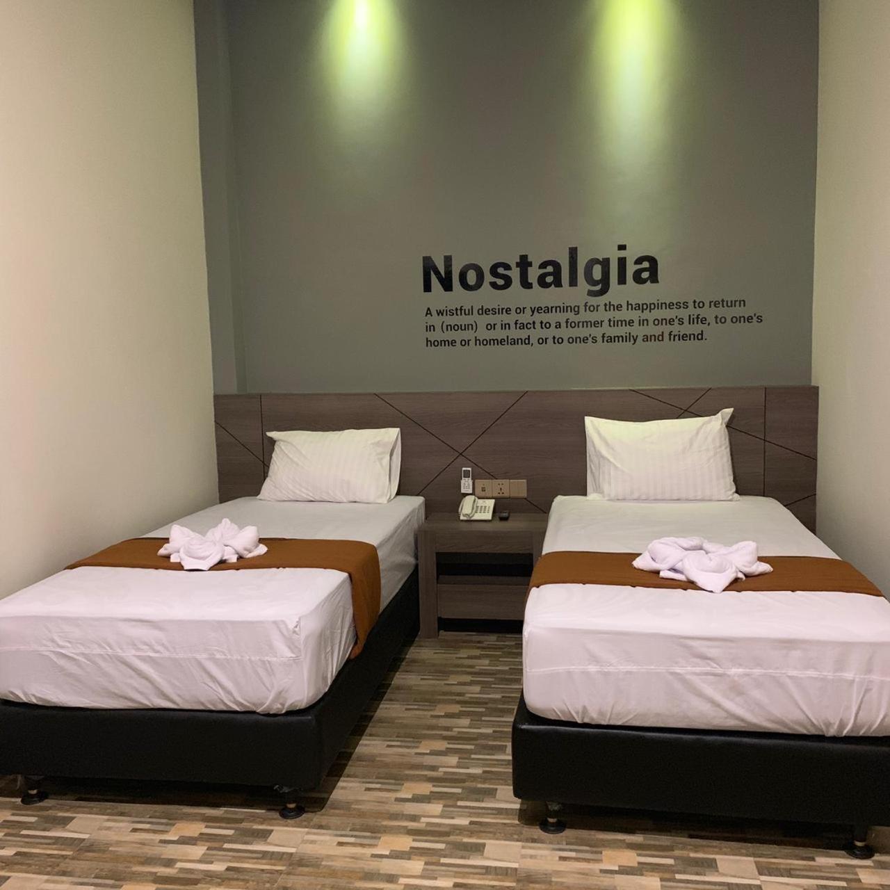 Bless Hotels Sintang Экстерьер фото